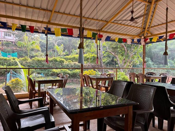 White Elephant Restaurant & Cottages Gokarna Gokarna  Exterior photo