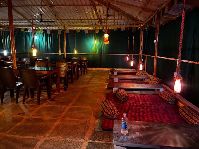 White Elephant Restaurant & Cottages Gokarna Gokarna  Exterior photo