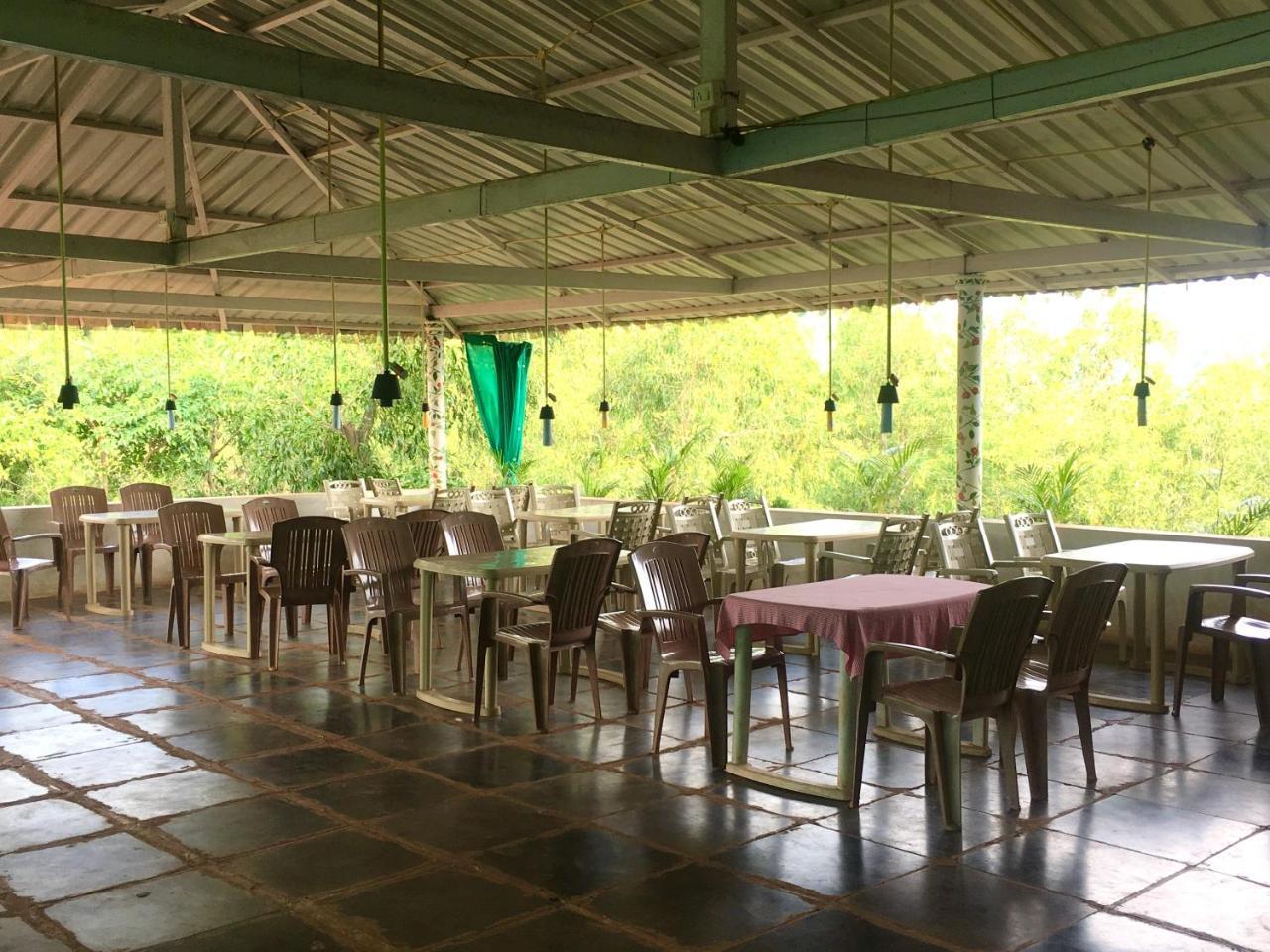 White Elephant Restaurant & Cottages Gokarna Gokarna  Exterior photo