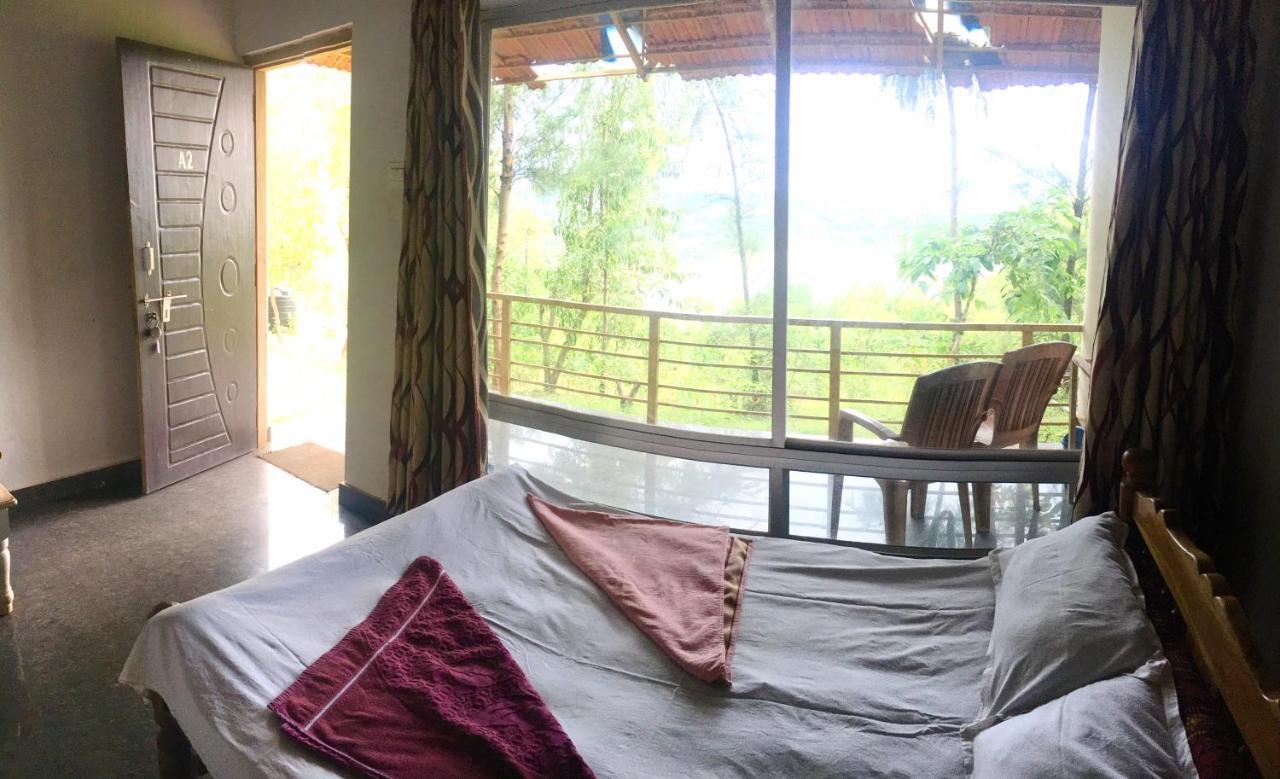 White Elephant Restaurant & Cottages Gokarna Gokarna  Exterior photo