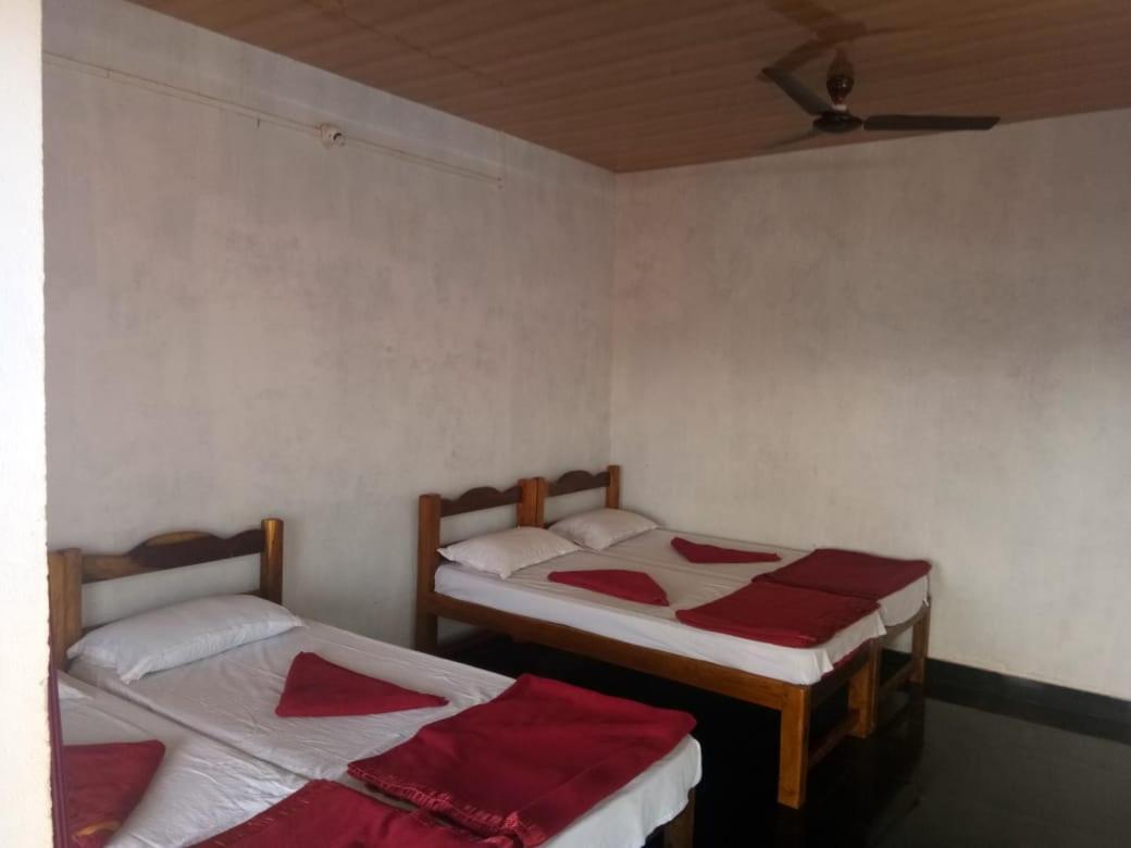 White Elephant Restaurant & Cottages Gokarna Gokarna  Exterior photo