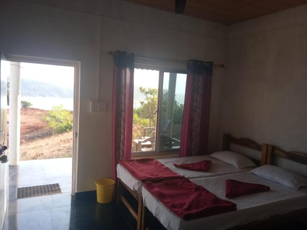 White Elephant Restaurant & Cottages Gokarna Gokarna  Exterior photo